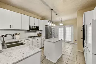 2123 Daniel Way, Carrollton, TX 75006 - Photo 9