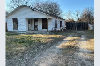 604 Poindexter Avenue, Cleburne, TX 76033 - Photo 5