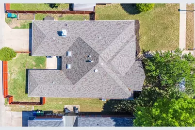 2009 Arbor Creek Drive, Carrollton, TX 75010 - Photo 15