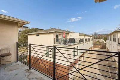2606 Shelby Avenue #304, Dallas, TX 75219 - Photo 19