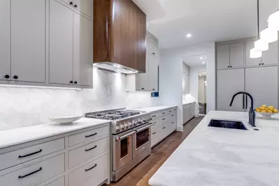 6201 Lakeshore Drive, Dallas, TX 75214 - Photo 11