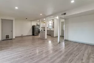 529 NE 4th St, Grand Prairie, TX 75050 - Photo 7