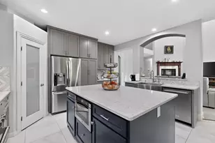 10051 Plainsman Ln, Frisco, TX 75035 - Photo 11