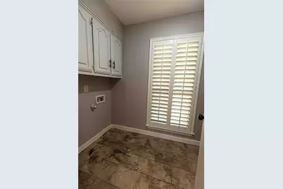 2309 Hillside Lane, Carrollton, TX 75006 - Photo 11