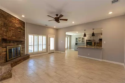 2309 Hillside Lane, Carrollton, TX 75006 - Photo 5