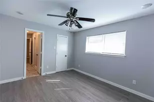 2309 Hillside Ln, Carrollton, TX 75006 - Photo 17