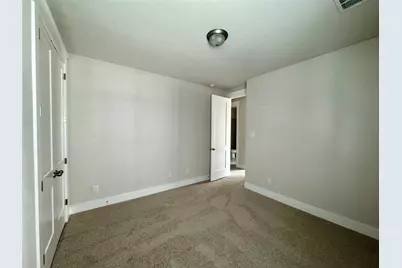 813 Meadowcrest Drive, Plano, TX 75075 - Photo 25