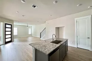 813 Meadowcrest Dr, Plano, TX 75075 - Photo 7