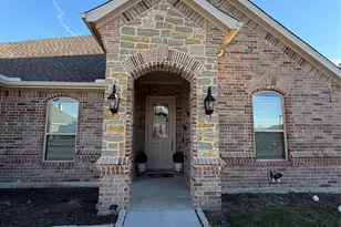 636 Xavier Ct, Waxahachie, TX 75165 - Photo 3