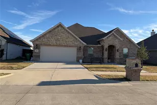 636 Xavier Ct, Waxahachie, TX 75165 - Photo 1