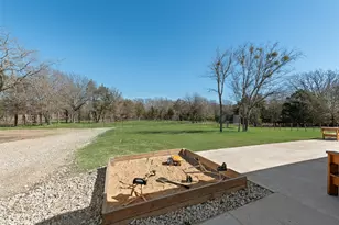 14240 Co Rd 354, Terrell, TX 75161 - Photo 9