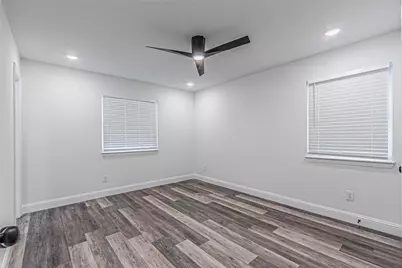 2976 Mark Twain Drive, Farmers Branch, TX 75234 - Photo 21