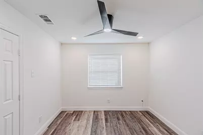 2976 Mark Twain Drive, Farmers Branch, TX 75234 - Photo 19