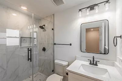 2976 Mark Twain Drive, Farmers Branch, TX 75234 - Photo 23