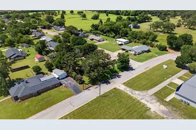 201 Colonial Circle, Athens, TX 75751 - Photo 35