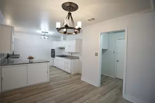 1802 Windlea Dr, Euless, TX 76040 - Photo 7