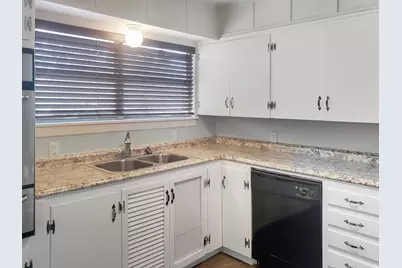 5504 Stonewall Street, Greenville, TX 75402 - Photo 11