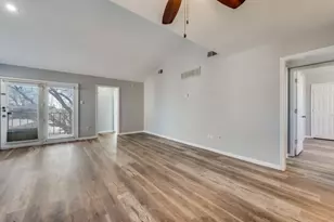 2835 Keller Springs, Carrollton, TX 75006 - Photo 7