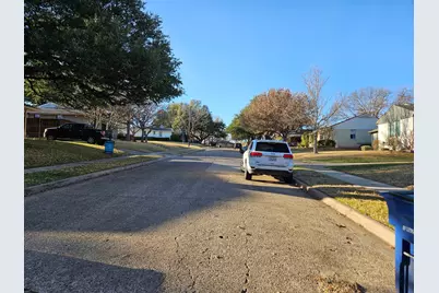 816 Kirkwood Drive, Dallas, TX 75218 - Photo 5