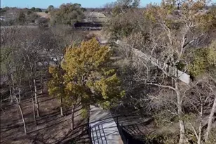 402 N Pkwy Dr, Alvarado, TX 76009 - Photo 37