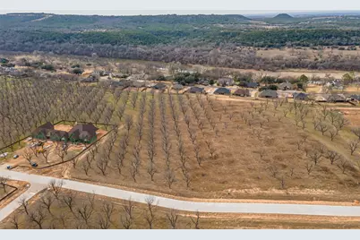 3119 E Landings S, Granbury, TX 76049 - Photo 3