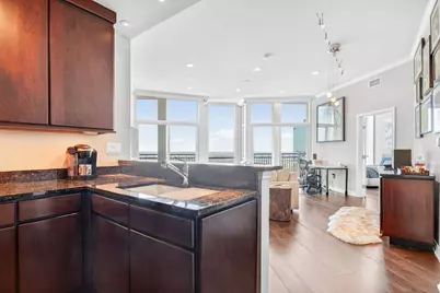 500 Throckmorton Street #3201, Fort Worth, TX 76102 - Photo 11