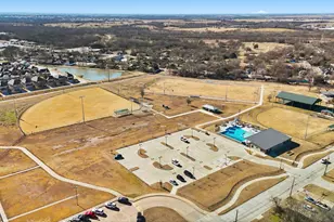 800 Wyatt St, Waxahachie, TX 75165 - Photo 25