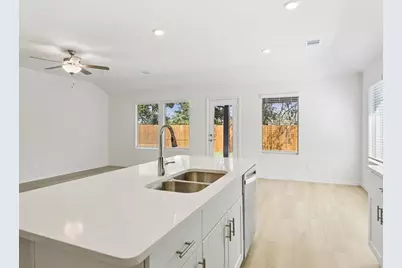 1019 Emberwood Drive, McKinney, TX 75069 - Photo 11