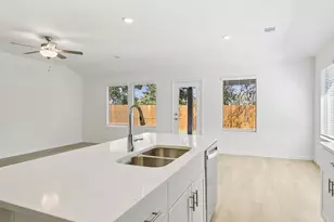 1019 Emberwood Dr, McKinney, TX 75069 - Photo 11