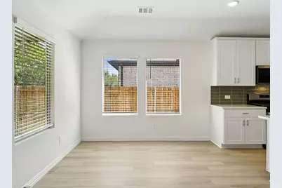 1019 Emberwood Drive, McKinney, TX 75069 - Photo 9