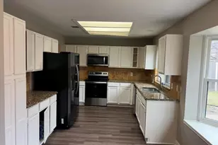 2462 Claremont Dr, Grand Prairie, TX 75052 - Photo 17