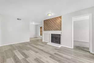 8109 Skillman St, Dallas, TX 75231 - Photo 23