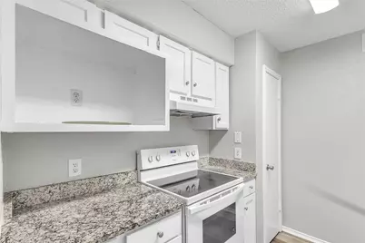 8109 Skillman Street #2007, Dallas, TX 75231 - Photo 13