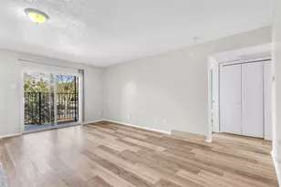 8109 Skillman St, Dallas, TX 75231 - Photo 27