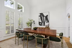 4736 Holly Tree Dr, Dallas, TX 75287 - Photo 17