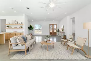 1326 Lynch Crossing Blvd, Whitesboro, TX 76273 - Photo 3