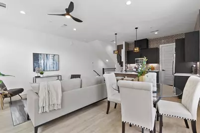 723 W 10th Street #102, Dallas, TX 75208 - Photo 13