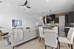 723 W 10th St, Dallas, TX 75208 - Photo 13