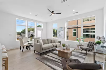 723 W 10th Street #102, Dallas, TX 75208 - Photo 15