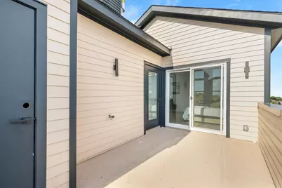 723 W 10th Street #102, Dallas, TX 75208 - Photo 31