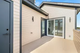 723 W 10th St, Dallas, TX 75208 - Photo 31