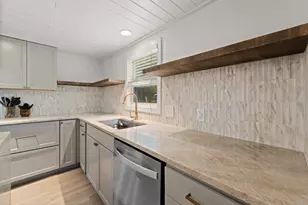 708 Litigation St, Glen Rose, TX 76043 - Photo 9