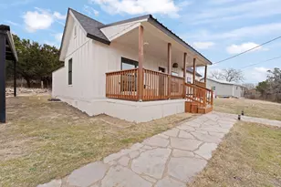 708 Litigation St, Glen Rose, TX 76043 - Photo 19