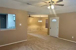 4705 Sausalito Dr, Arlington, TX 76016 - Photo 3