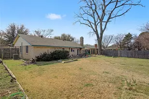 2009 Charleston Dr, Bedford, TX 76022 - Photo 25