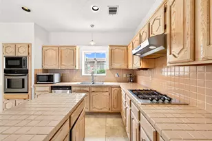 733 Pine Lakes Dr, Plano, TX 75025 - Photo 11