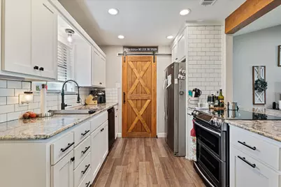 133 S Meadowbrook Drive, Pottsboro, TX 75076 - Photo 1