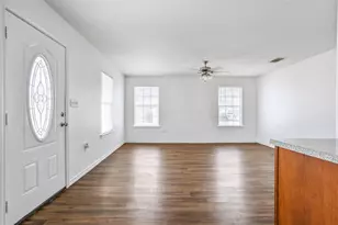 1006 Throckmorton St, McKinney, TX 75069 - Photo 5