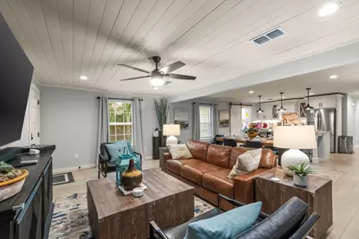 408 E Liberty Street, Pilot Point, TX 76258 - Photo 5