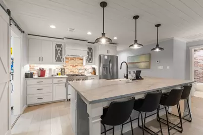 408 E Liberty Street, Pilot Point, TX 76258 - Photo 9